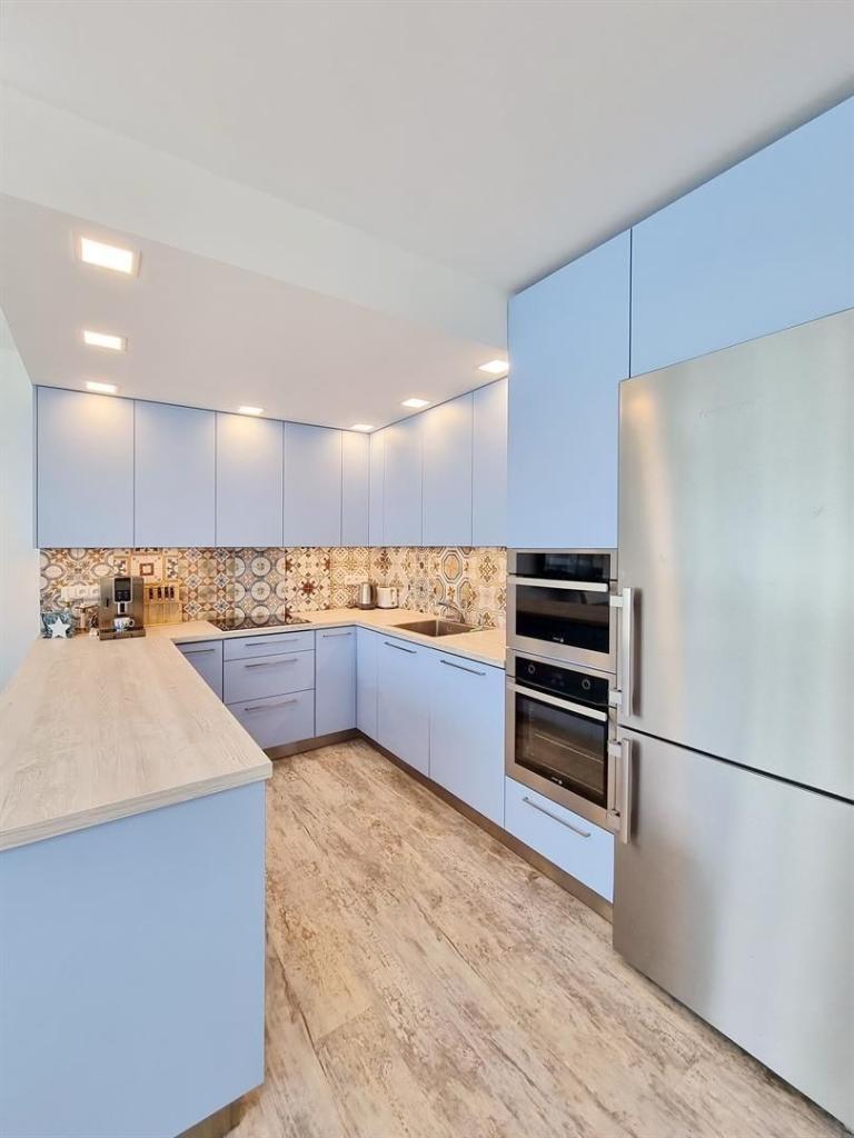 Pronájem bytu 4+kk 102 m2