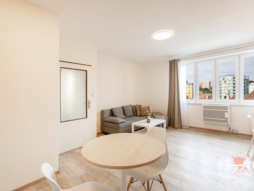 Pronájem bytu 2+kk 43 m2