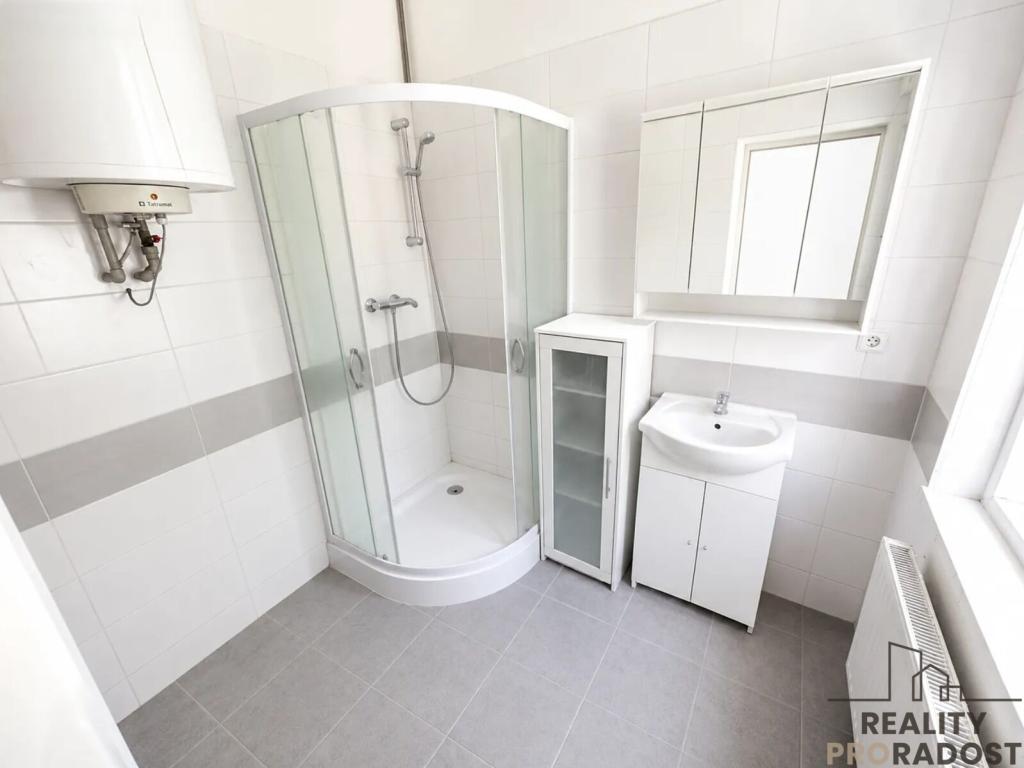 Pronájem bytu 2+kk 40 m2