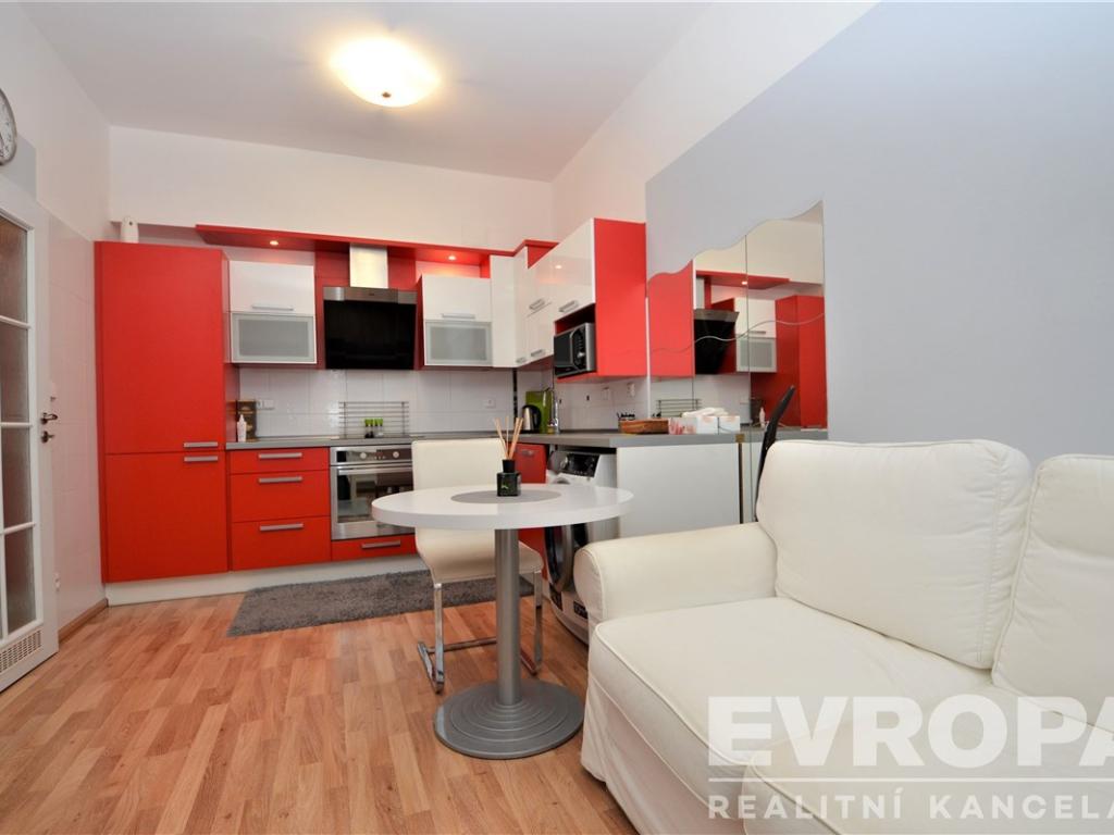Pronájem bytu 2+kk 40 m2