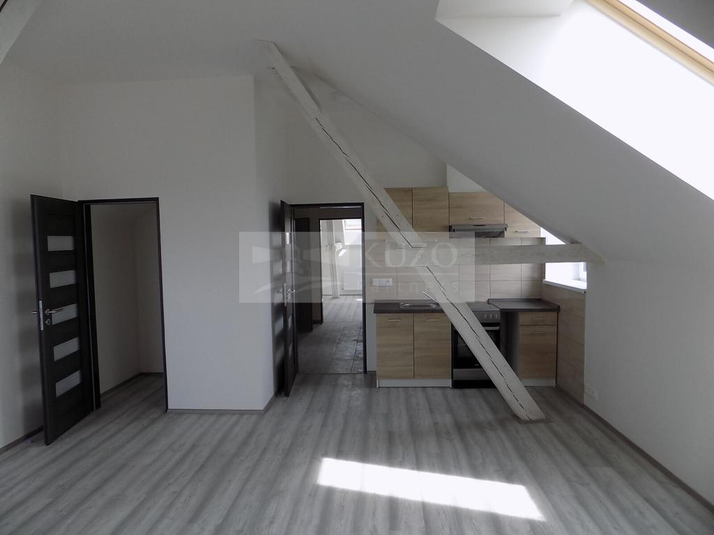 Pronájem bytu 2+kk 68 m2