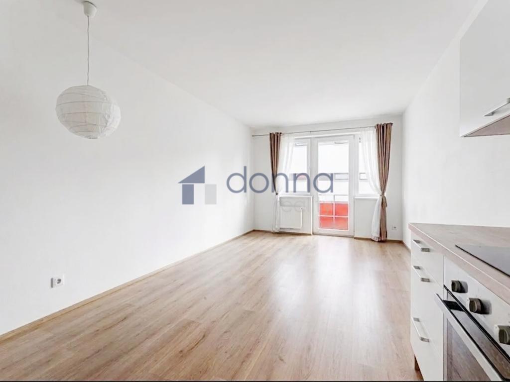 Pronájem bytu 1+kk 32 m2