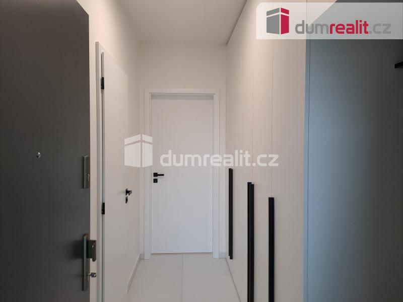 Pronájem bytu 1+kk 35 m2