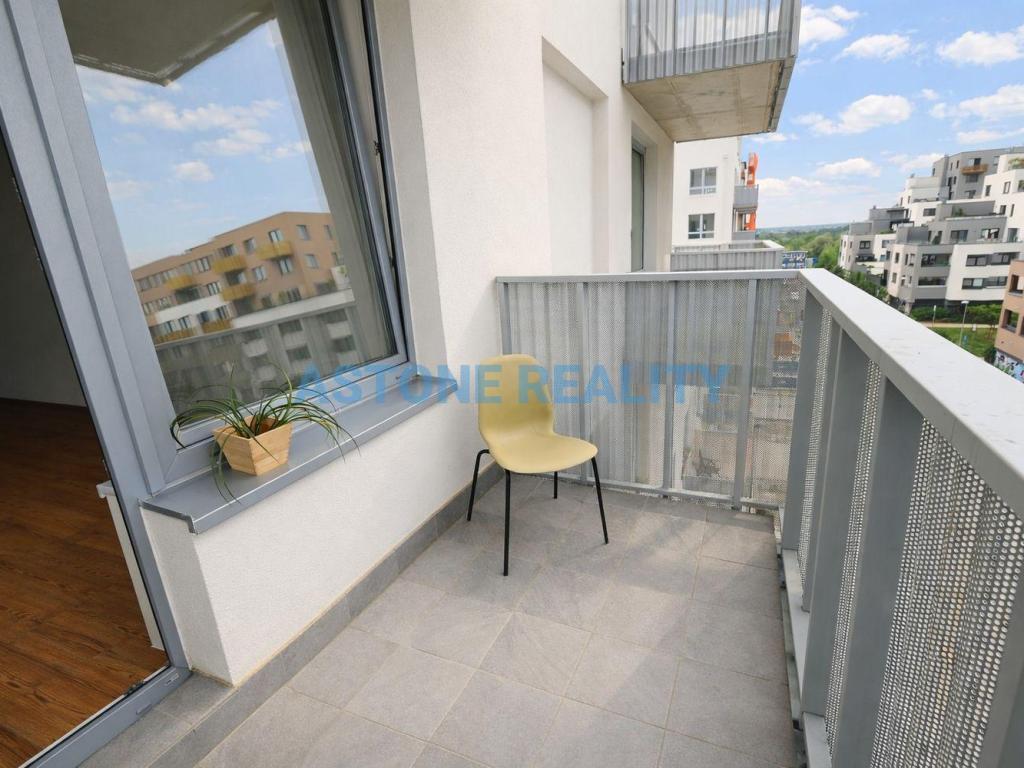 Pronájem bytu 2+kk 44 m2