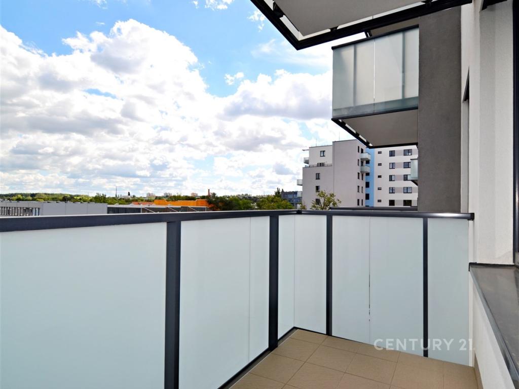 Pronájem bytu 1+kk 35 m2, Praha – náhled fotky 10