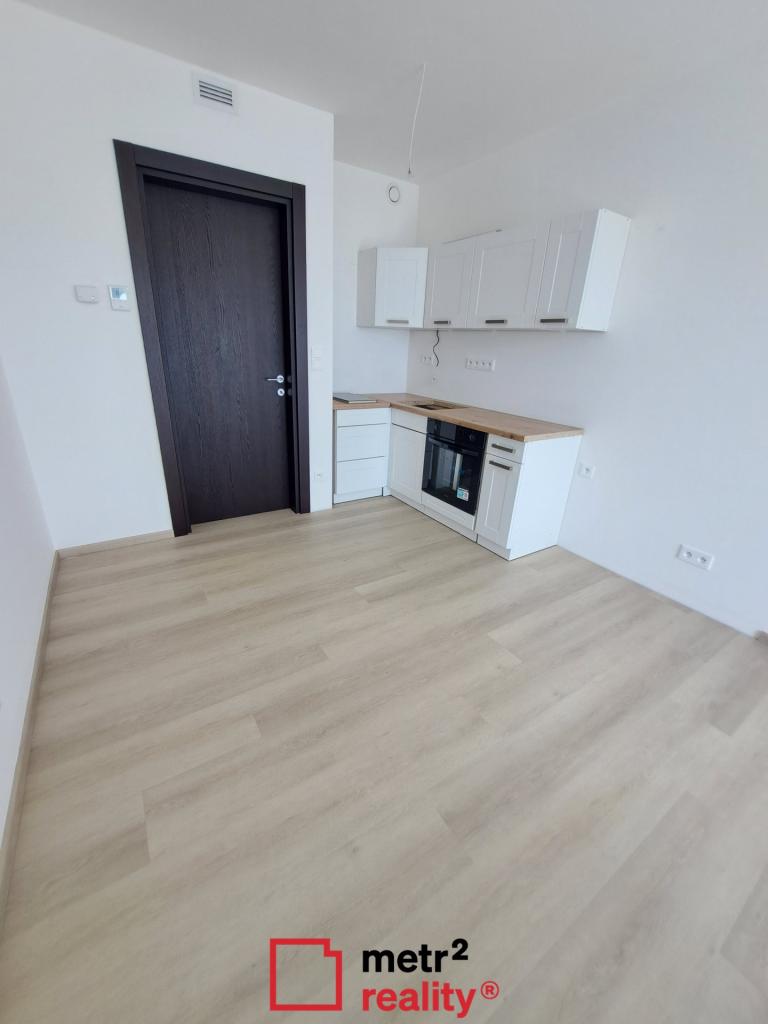 Pronájem bytu 1+kk 28 m2