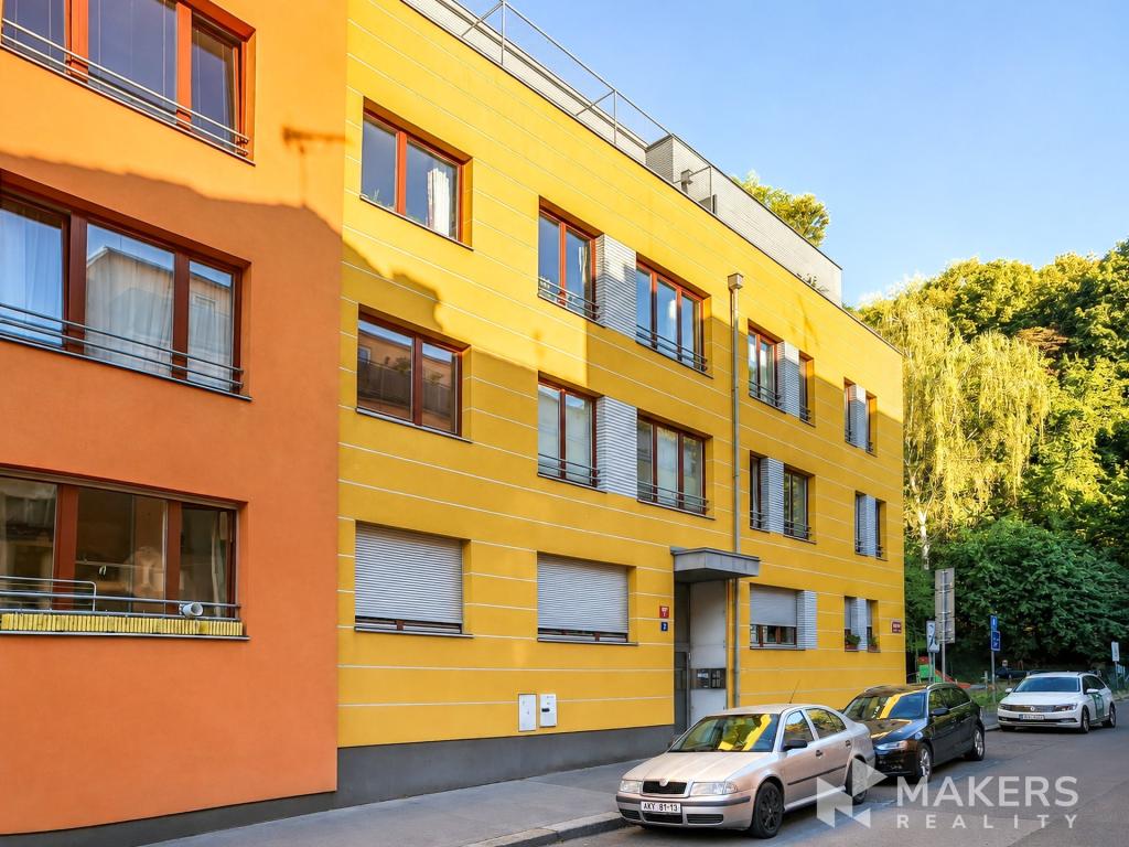 Pronájem bytu 3+1 82 m2, Praha – náhled fotky 24