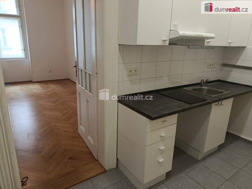 Pronájem bytu 1+kk 29 m2