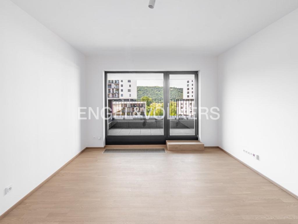 Pronájem bytu 1+kk 32 m2