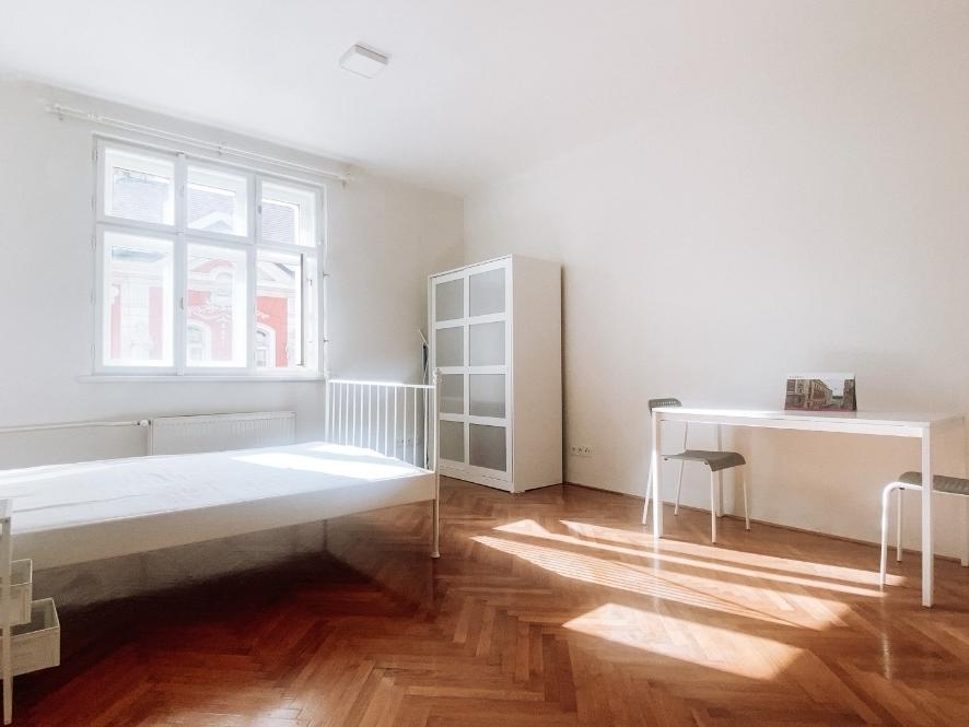 Pronájem bytu 1+kk 33 m2
