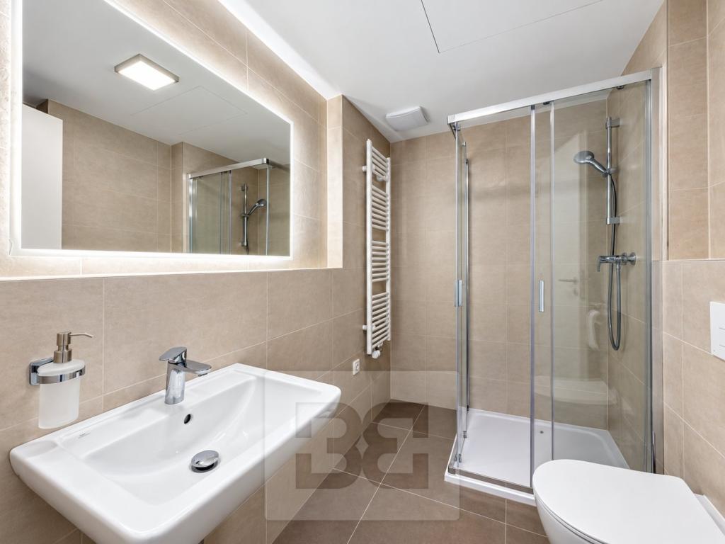 Pronájem bytu 1+kk 31 m2, Praha – náhled fotky 7