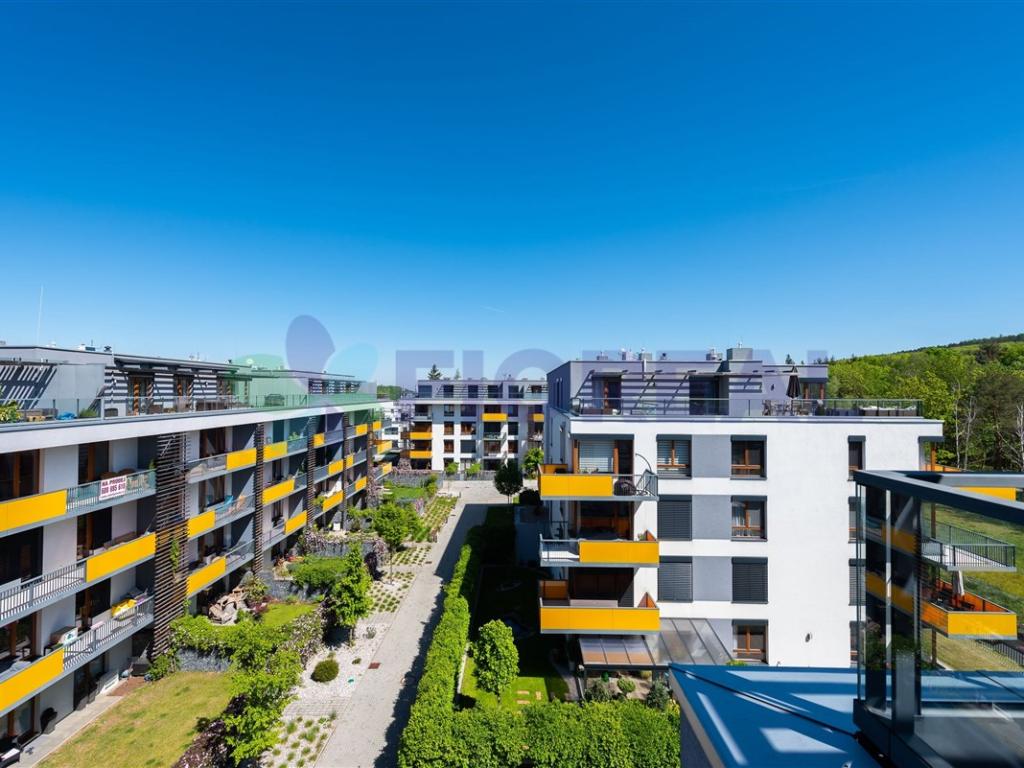 Pronájem bytu 4+kk 95 m2, Praha – náhled fotky 18