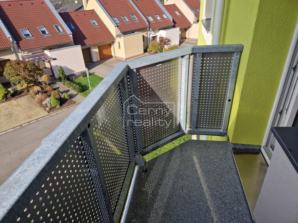Pronájem bytu 2+1 55 m2, Sezemice – náhled fotky 9
