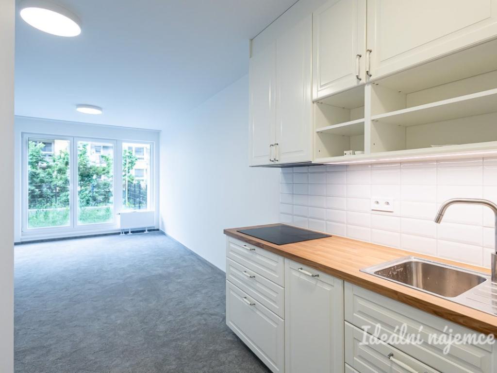 Pronájem bytu 2+kk 52 m2