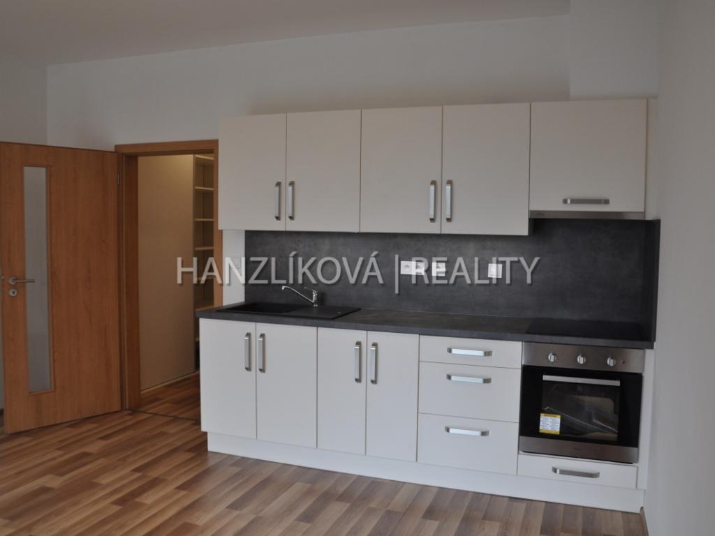 Pronájem bytu 1+kk 30 m2