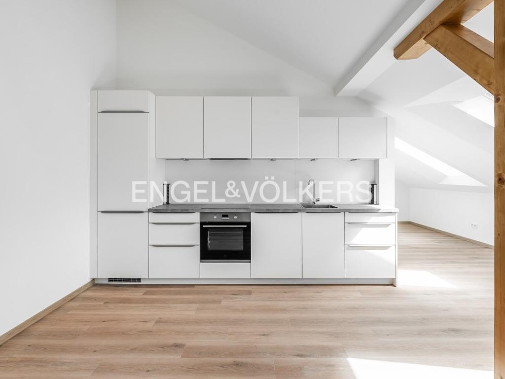 Pronájem bytu 3+kk 91 m2