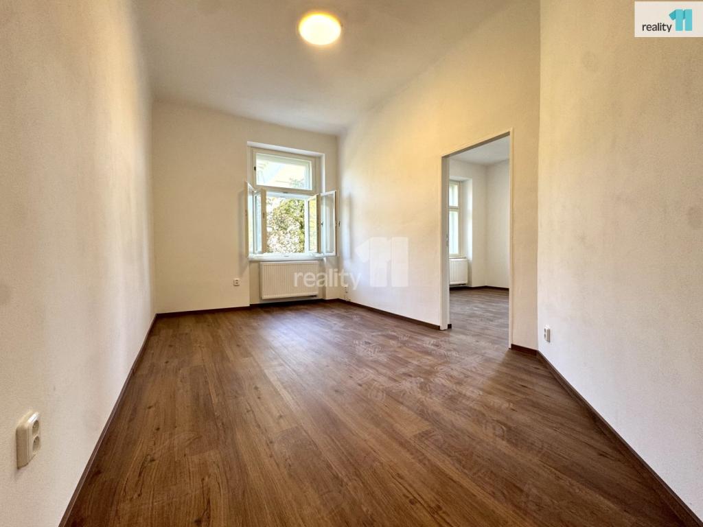 Pronájem bytu 3+1 68 m2, Praha – náhled fotky 9