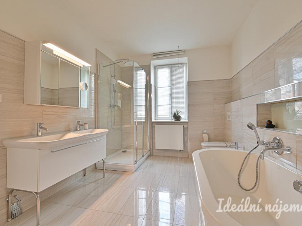 Pronájem bytu 5+kk 190 m2