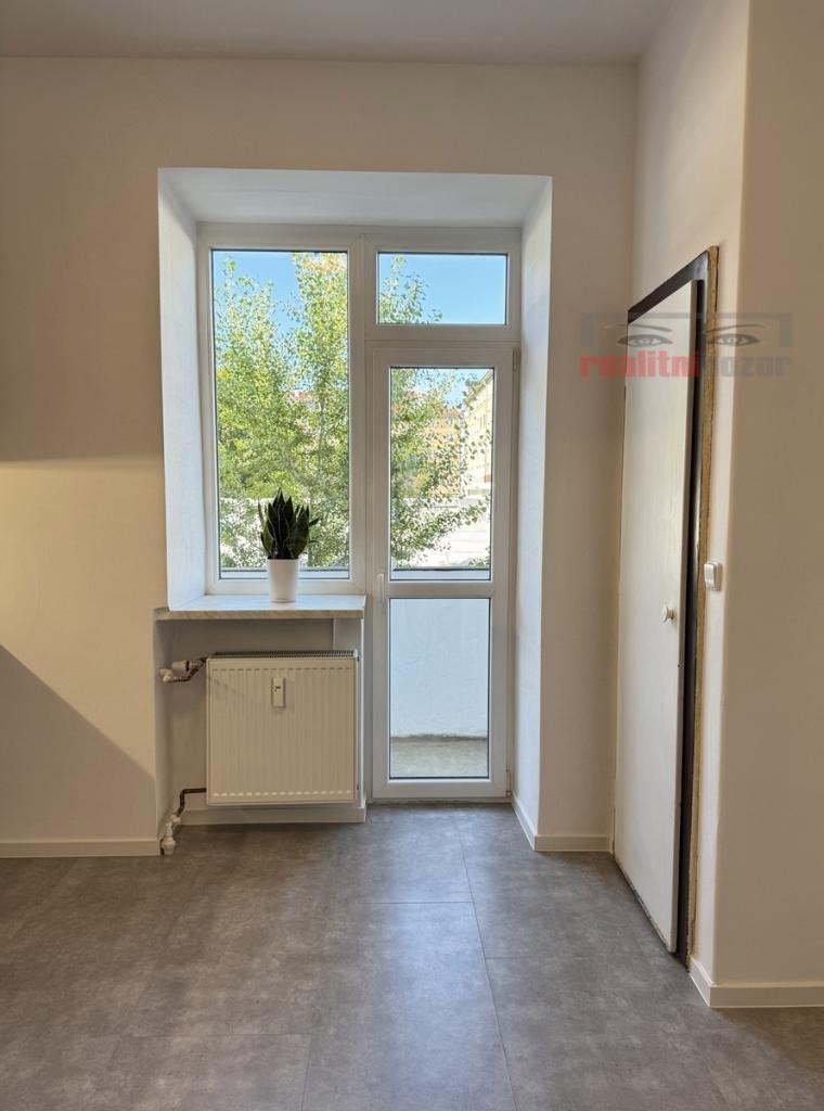 Pronájem bytu 1+1 49 m2