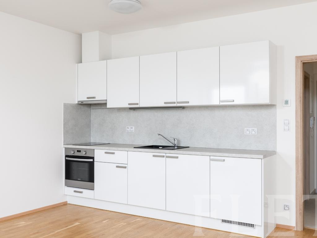 Pronájem bytu 1+kk 36 m2