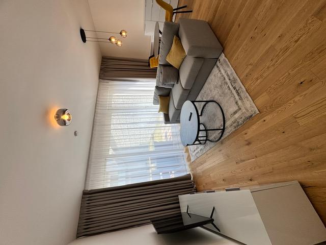 Pronájem bytu 1+kk 40 m2