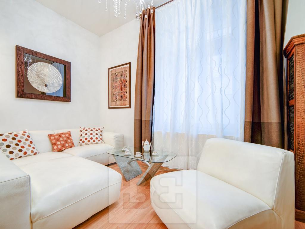 Pronájem bytu 1+1 42 m2