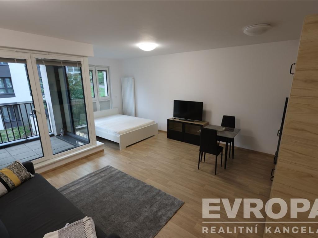 Pronájem bytu 1+kk 40 m2