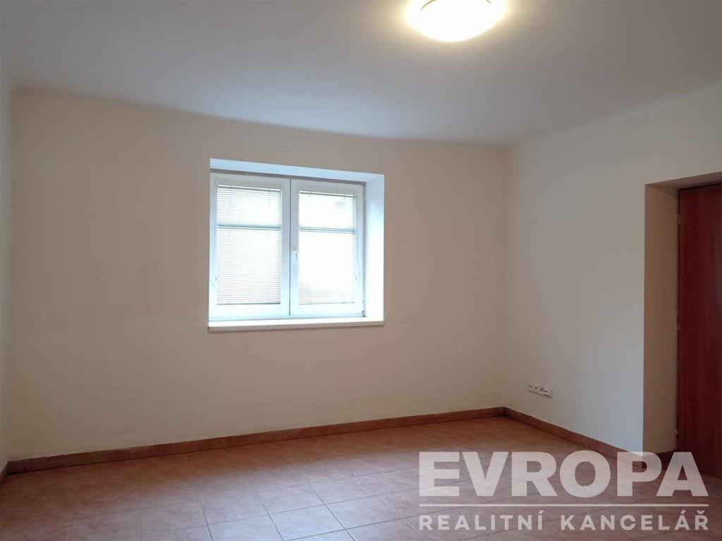 Pronájem bytu 1+1 40 m2