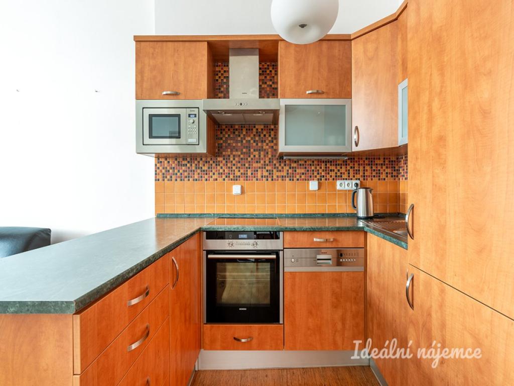 Pronájem bytu 2+kk 55 m2