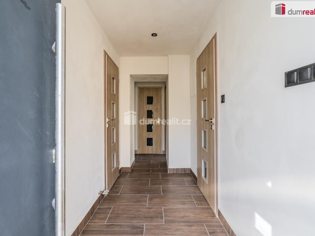 Prodej domu 460 m2, Vědomice – náhled fotky 22
