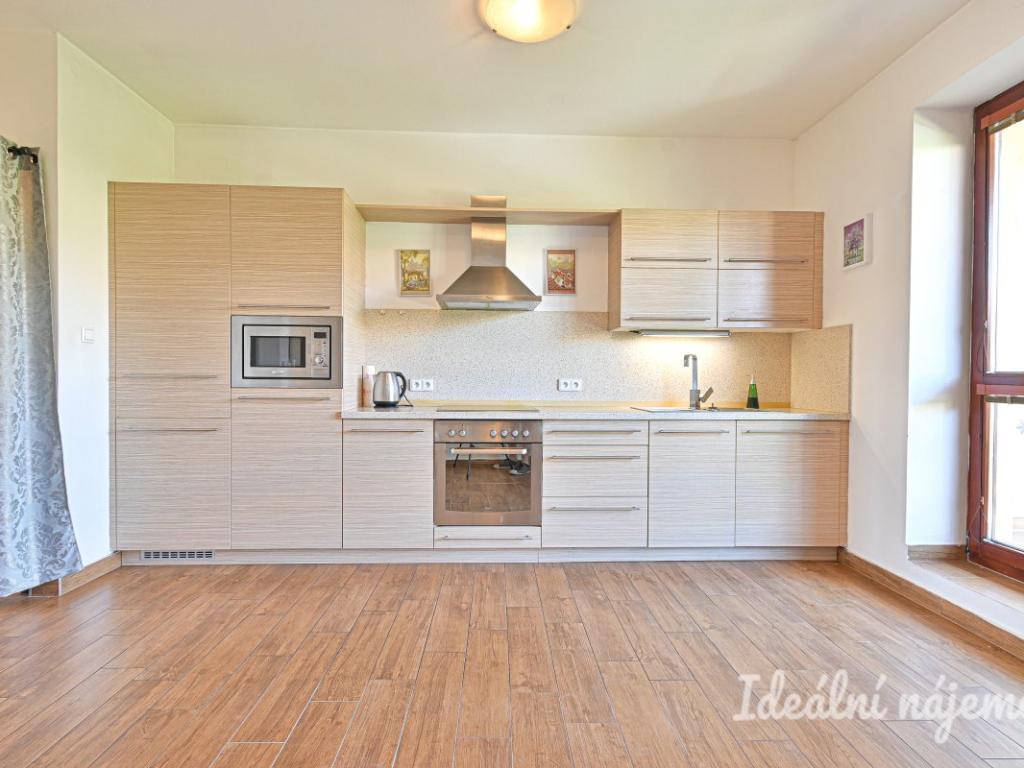 Pronájem bytu 2+kk 33 m2
