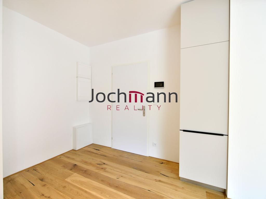 Pronájem bytu 1+kk 38 m2