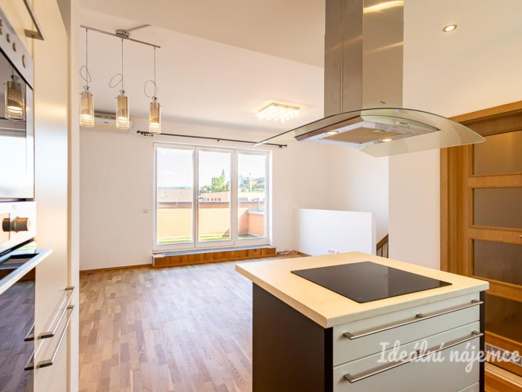 Pronájem bytu 2+kk 64 m2