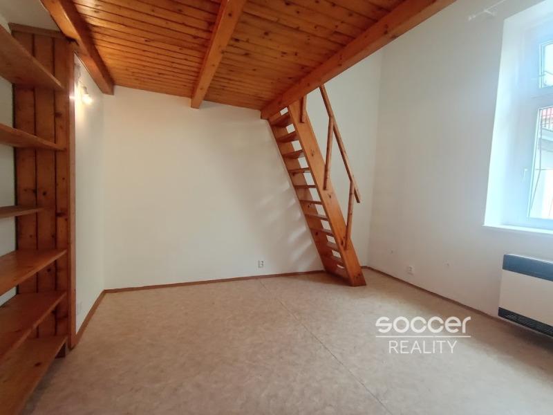 Pronájem bytu 1+1 42 m2