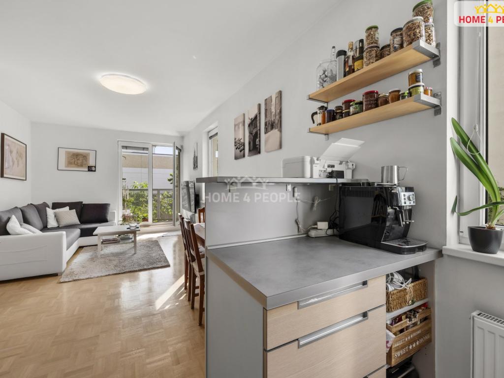 Prodej bytu 2+kk 48 m2, Praha – náhled fotky 9