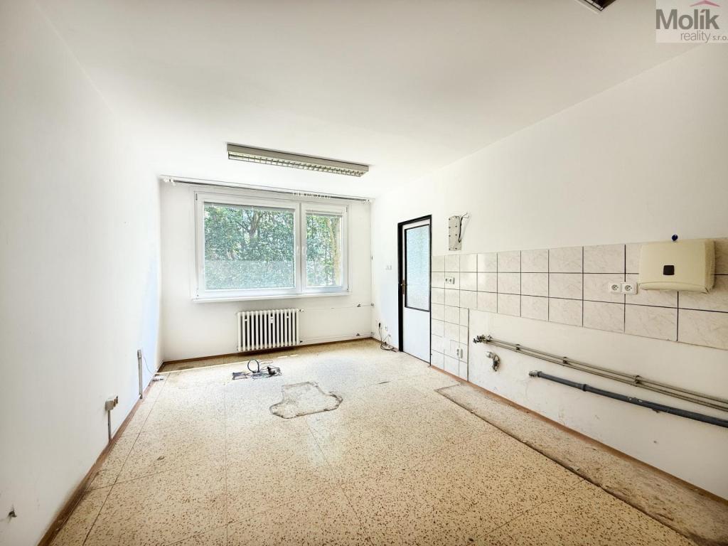 Prodej bytu 3+1 55 m2, Osek – náhled fotky 7