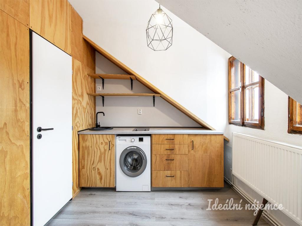 Pronájem bytu 1+kk 19 m2