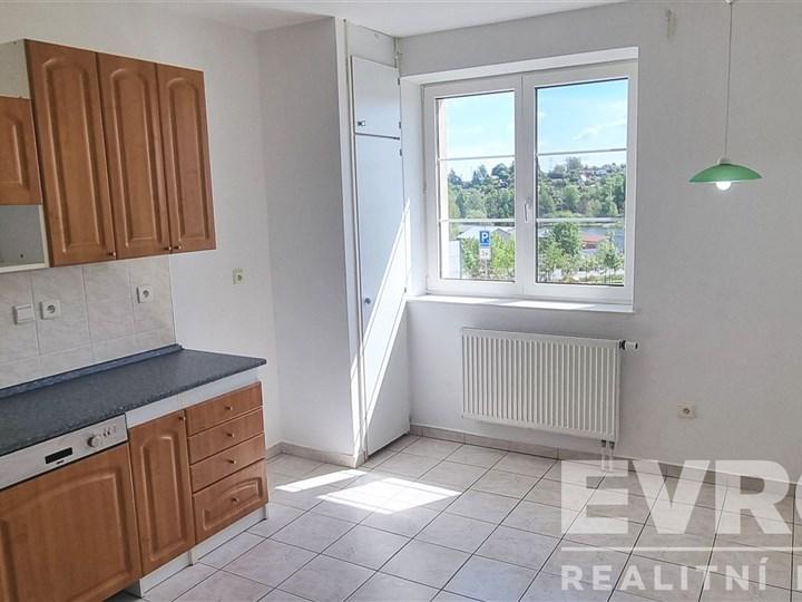 Pronájem bytu 3+1 72 m2