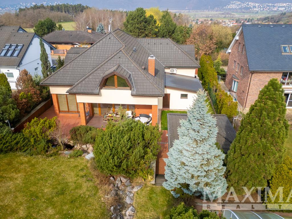 House, 400 m², land 1508 m²