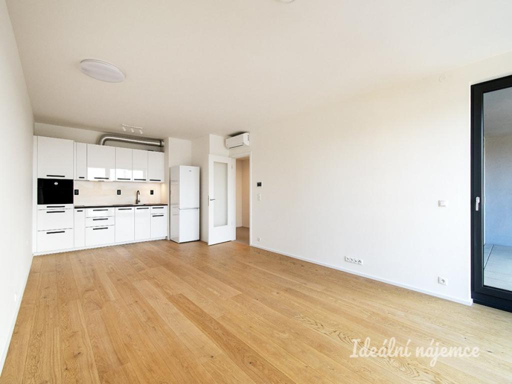 Pronájem bytu 2+kk 60 m2