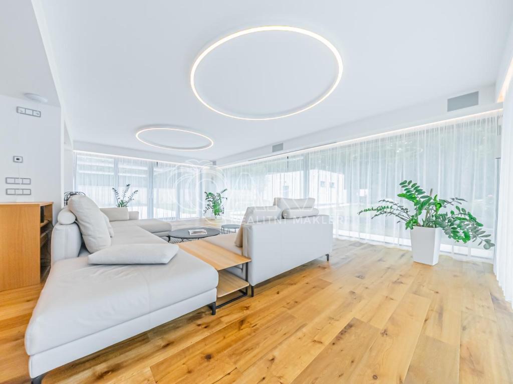 Prodej domu 420 m2