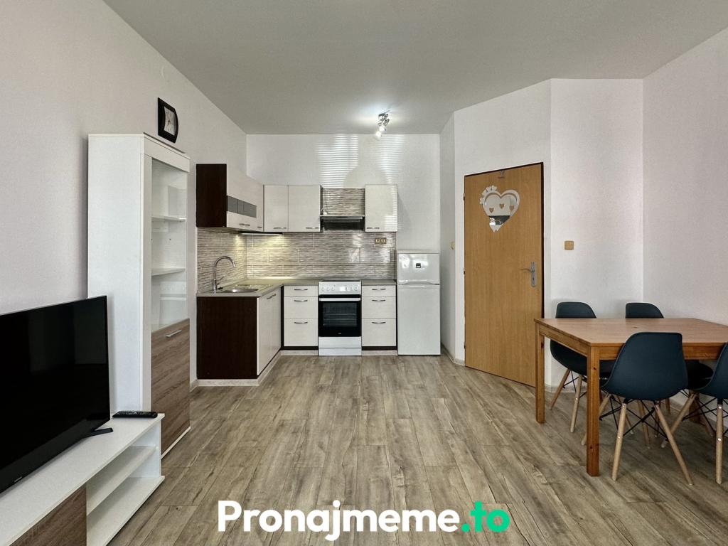 Pronájem bytu 2+kk 36 m² – pohled 2