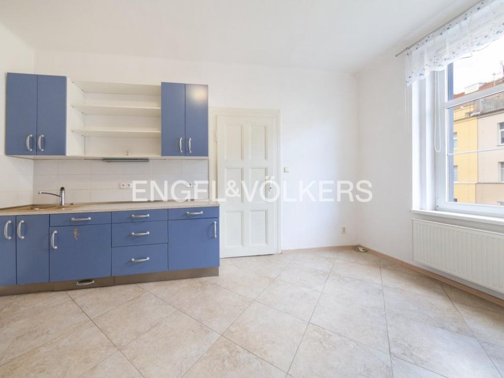 Pronájem bytu 1+1 48 m2