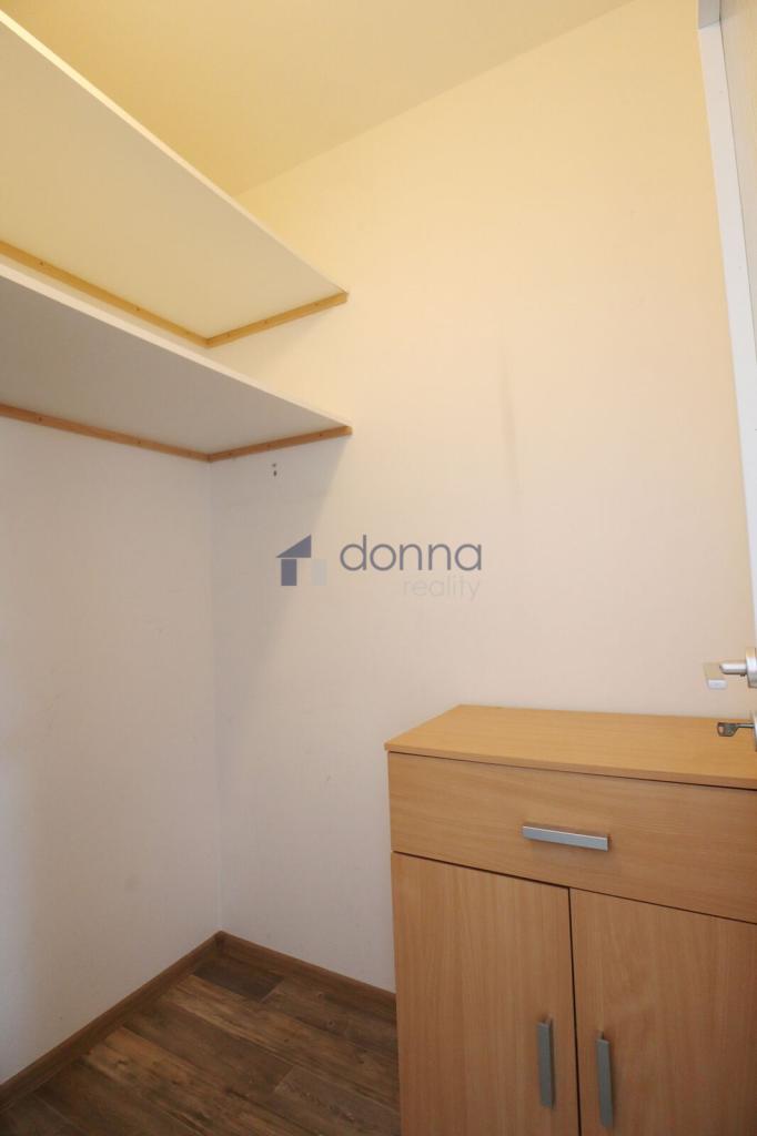 Pronájem bytu 1+kk 30 m2, Praha – náhled fotky 8