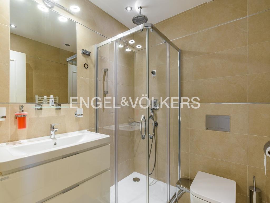 Pronájem bytu 4+kk 140 m2, Praha – náhled fotky 9