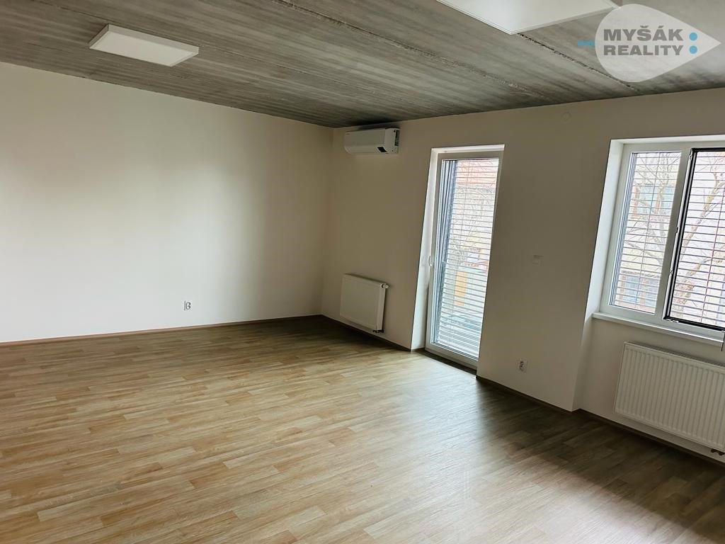 2+kk, Kladno - Vrchlického, 6799000 Kč, 72 m2