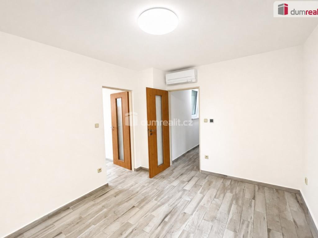 Pronájem bytu 2+1 38 m2