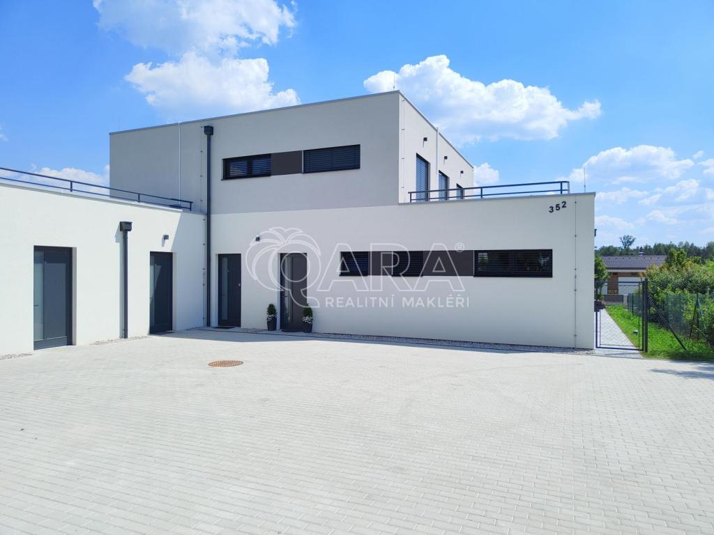 Pronájem bytu 4+kk 106 m2