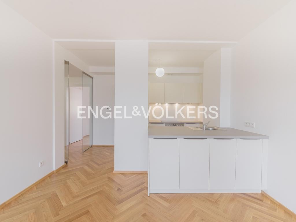 Pronájem bytu 3+kk 85 m2