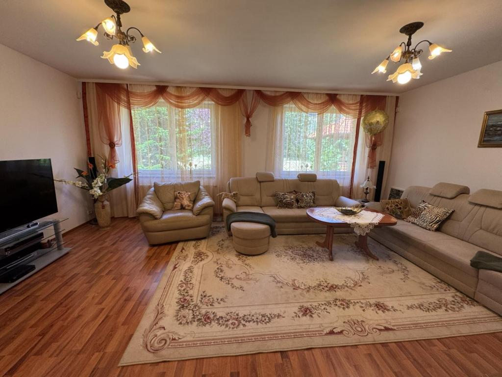 Prodej domu 301 m2, Praha – náhled fotky 25